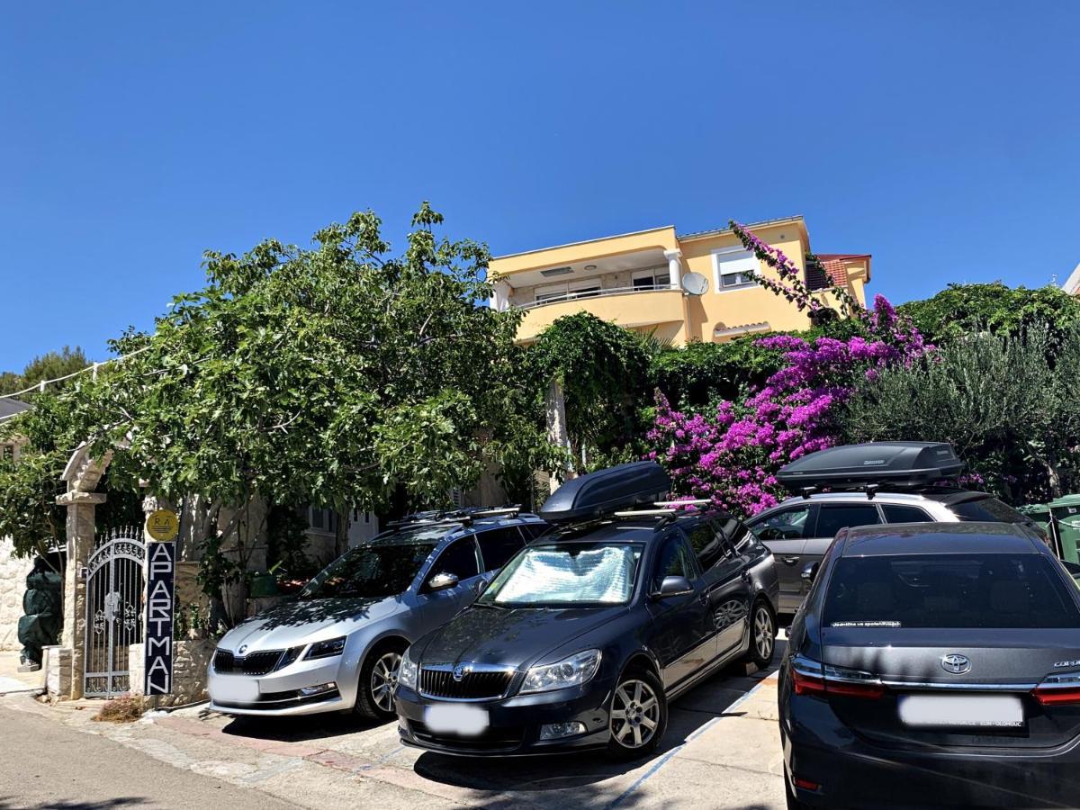 Apartments Villa Ra Žaborić Exteriér fotografie