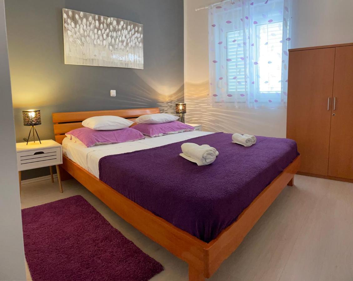 Apartments Villa Ra Žaborić Exteriér fotografie