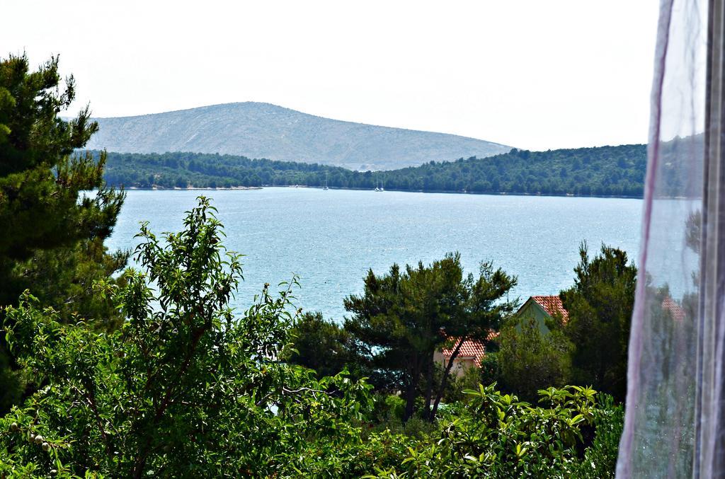 Apartments Villa Ra Žaborić Exteriér fotografie